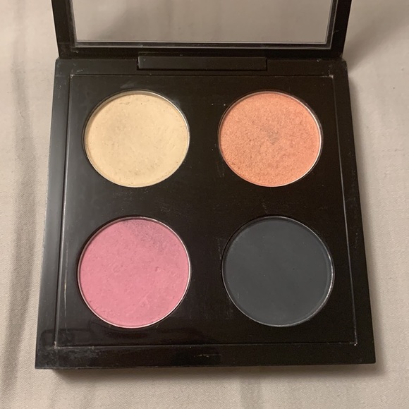 ⛱ 2/$40 MAC Angel Flame 🔥 Shadow Quad - Picture 2 of 5